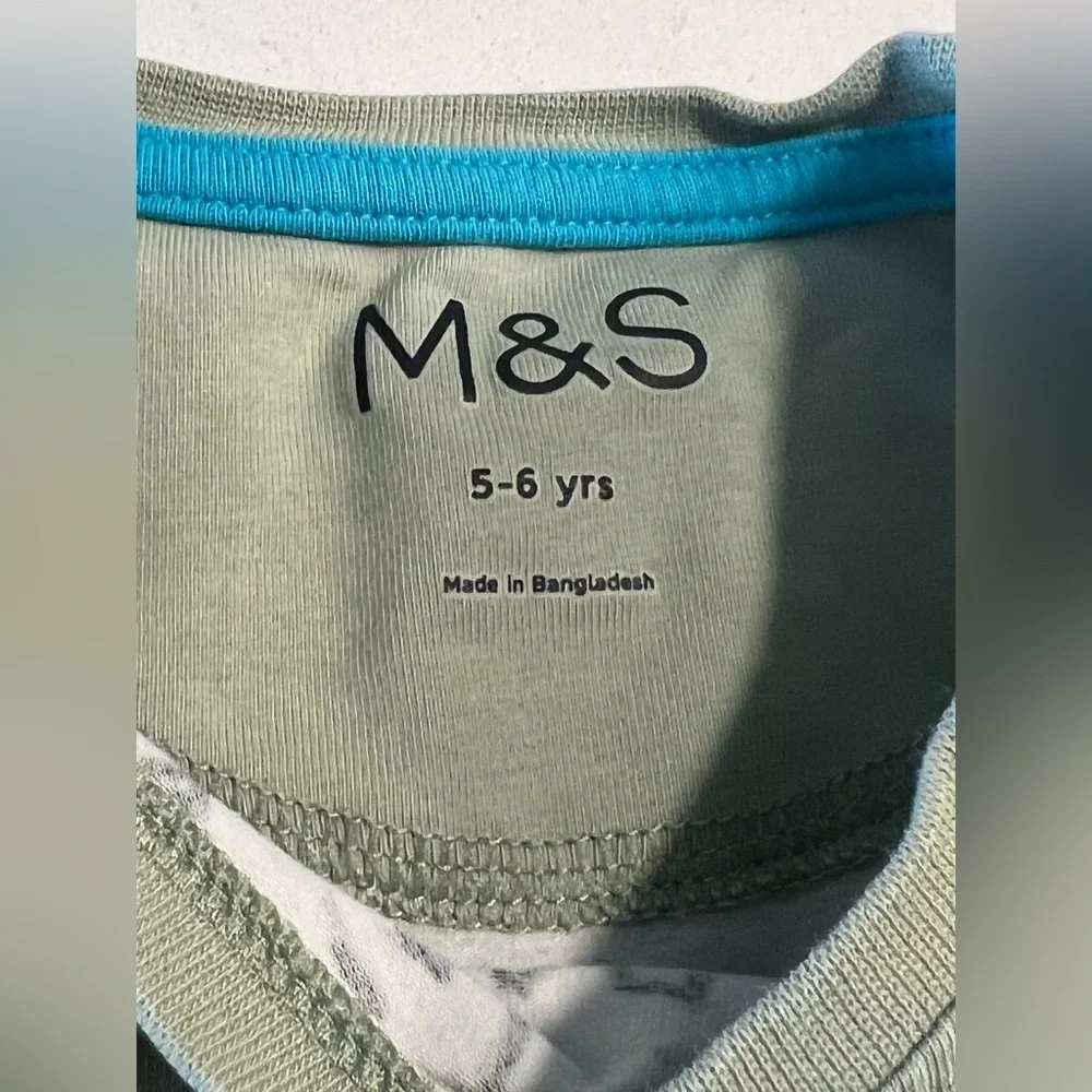 Marks & Spencer euc f5